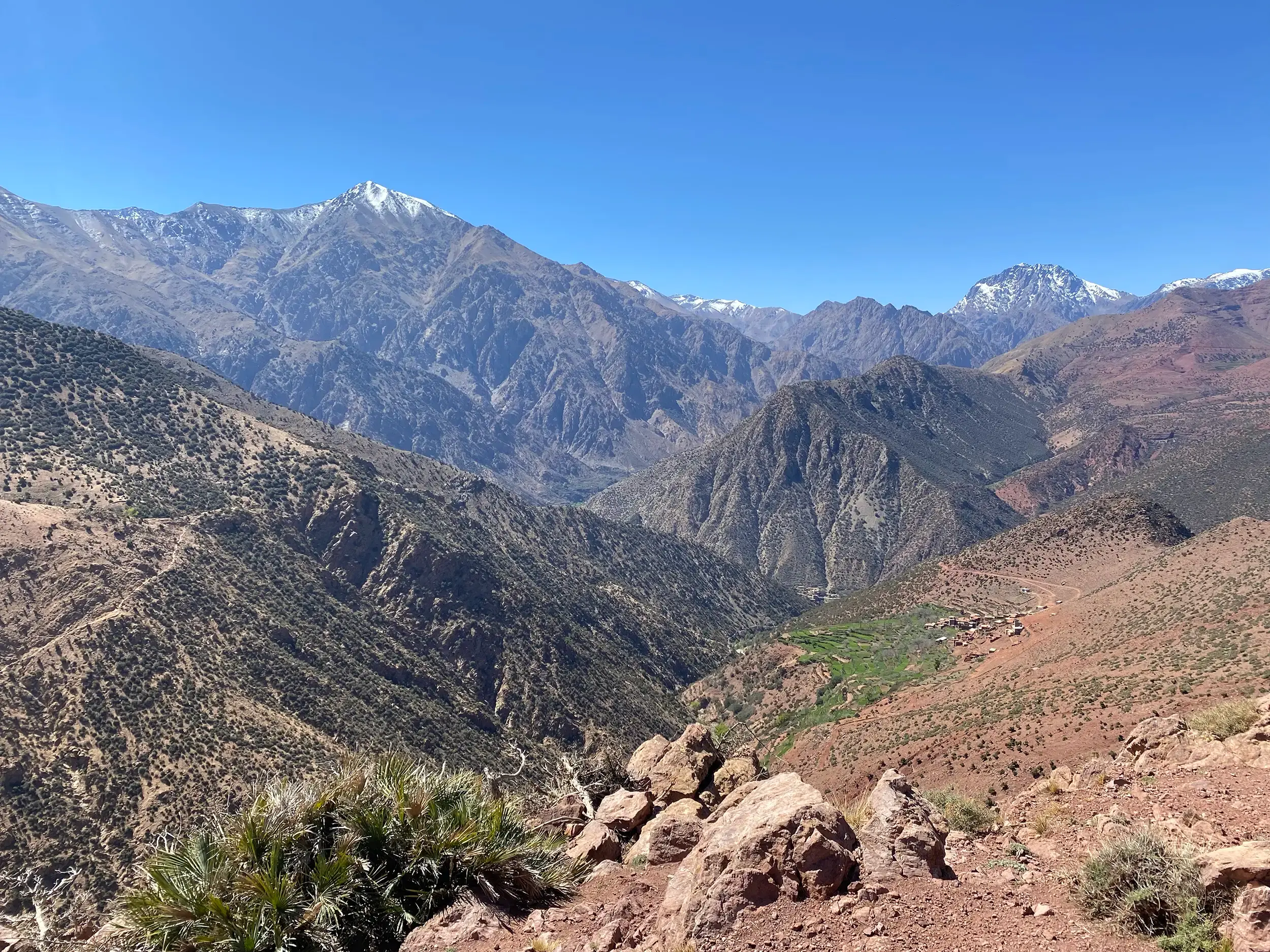 The Oucheg Valley, a magnificent and little-known trail that you can take during your stay in our guesthouse in Marrakech